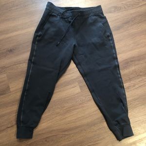 Lululemon Joggers 10